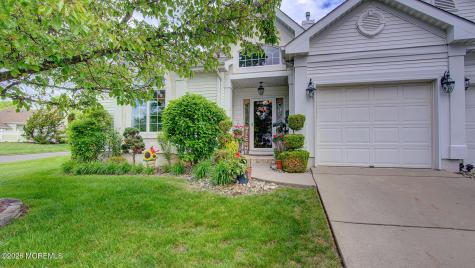 1 Kingston Court Monroe NJ 08831