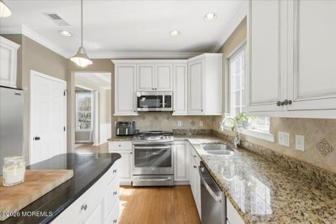 13 Longworth Court West Creek NJ 08092