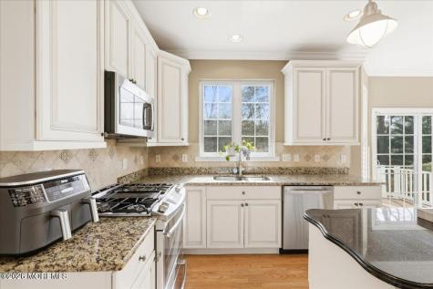 13 Longworth Court West Creek NJ 08092