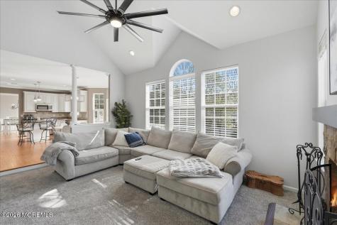 13 Longworth Court West Creek NJ 08092