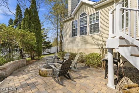 13 Longworth Court West Creek NJ 08092