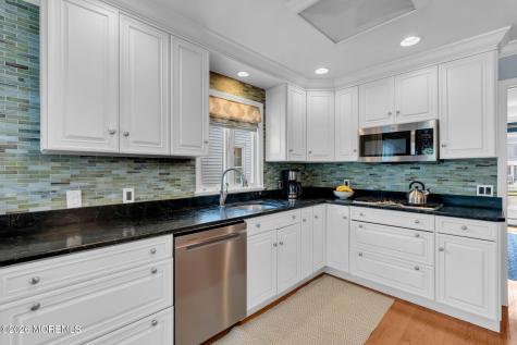 54 Curtis Avenue Manasquan NJ 08736