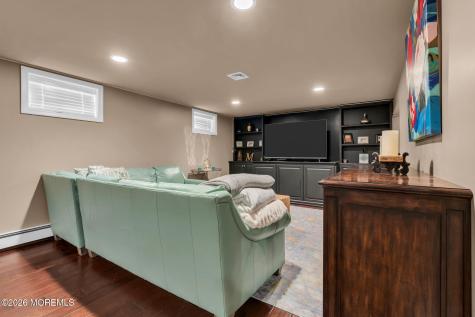 54 Curtis Avenue Manasquan NJ 08736