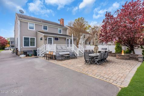 54 Curtis Avenue Manasquan NJ 08736