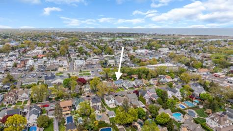 54 Curtis Avenue Manasquan NJ 08736