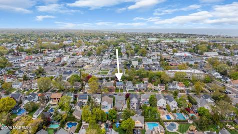 54 Curtis Avenue Manasquan NJ 08736