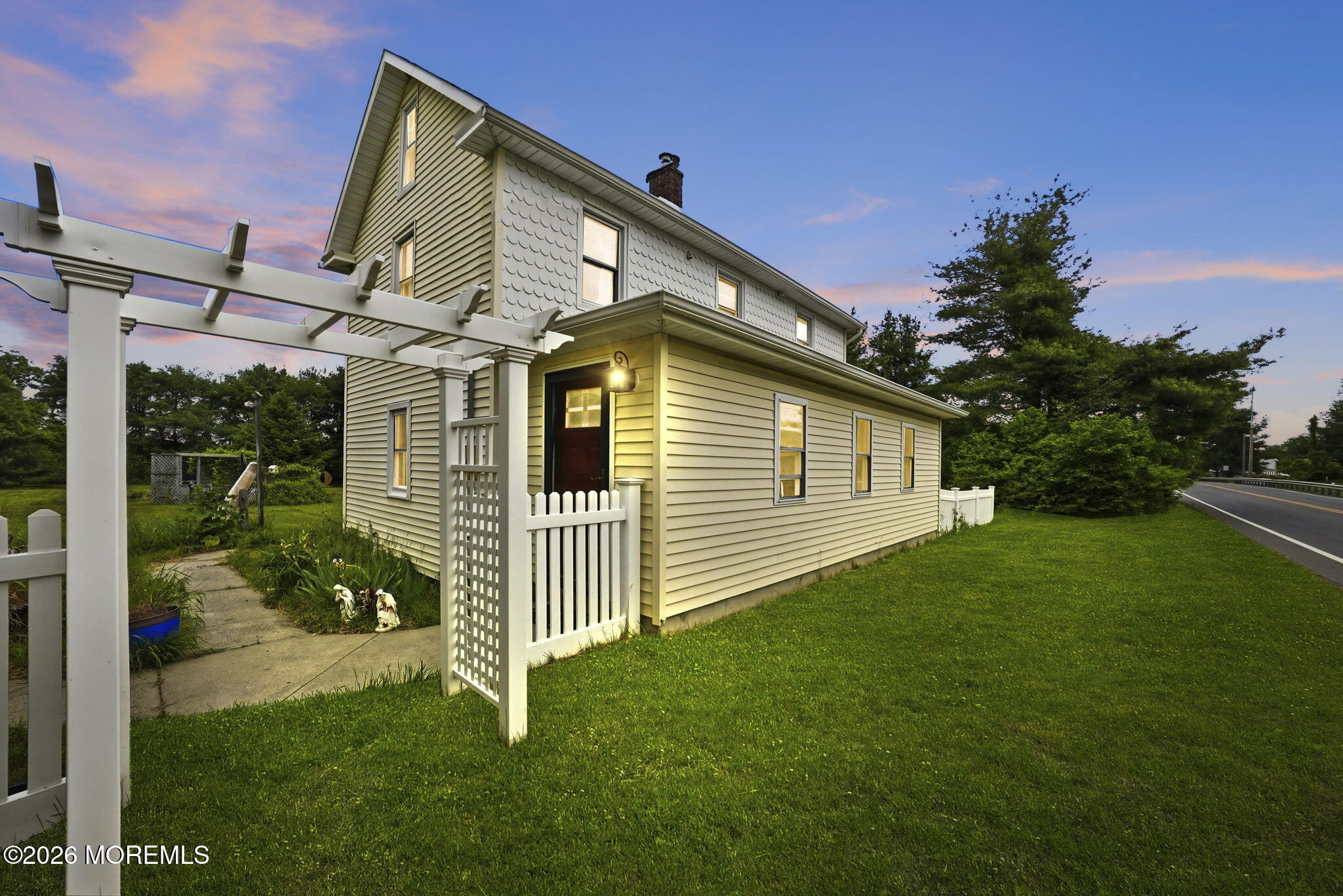 884 Monmouth Road Cream Ridge NJ 08514