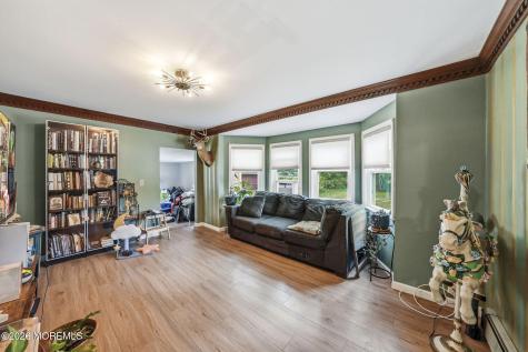 884 Monmouth Road Cream Ridge NJ 08514