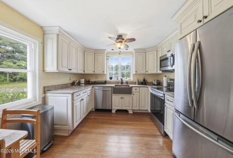 884 Monmouth Road Cream Ridge NJ 08514