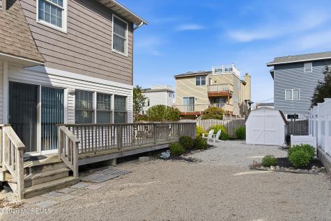 23 5th Street Beach Haven NJ 08008