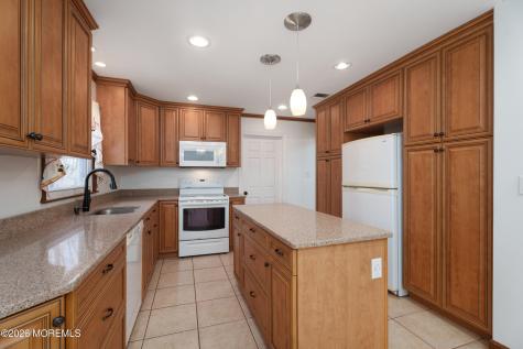 304 Schoolhouse Road Monroe NJ 08831