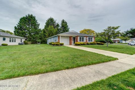 24 Carter Way Brick NJ 08723
