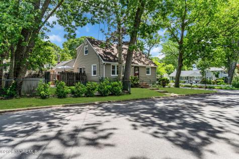 447 Woodmere Avenue Neptune Township NJ 07753