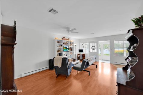 651B Plymouth Drive Lakewood NJ 08701