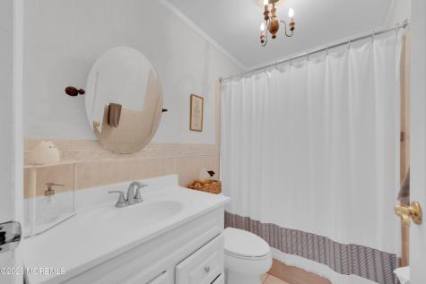 651B Plymouth Drive Lakewood NJ 08701