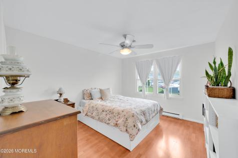 651B Plymouth Drive Lakewood NJ 08701