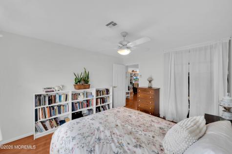651B Plymouth Drive Lakewood NJ 08701