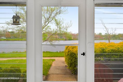 651B Plymouth Drive Lakewood NJ 08701