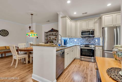 224 Sophee Lane Lakewood NJ 08701