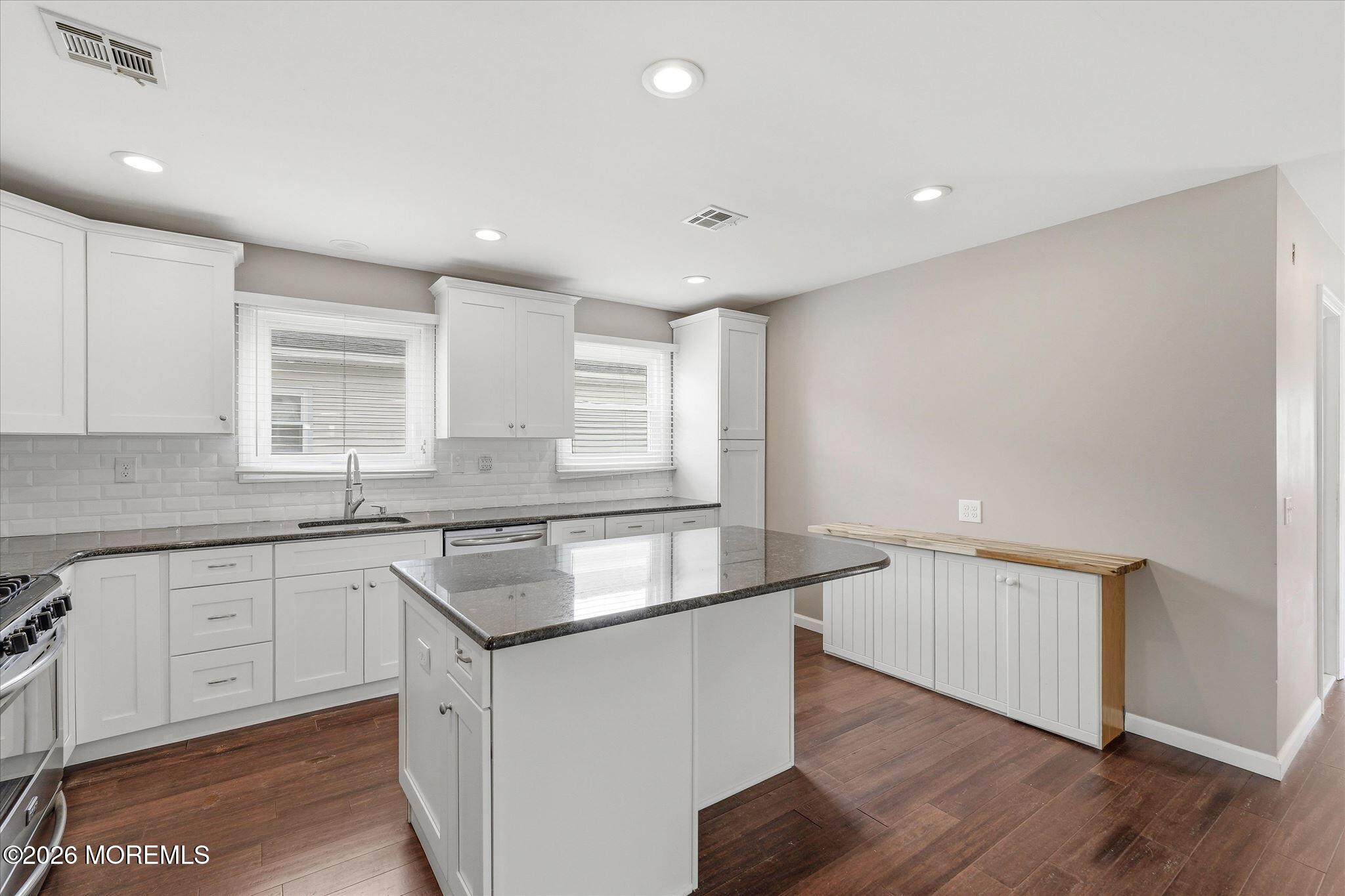 298 Costa Mesa Drive Toms River NJ 08757