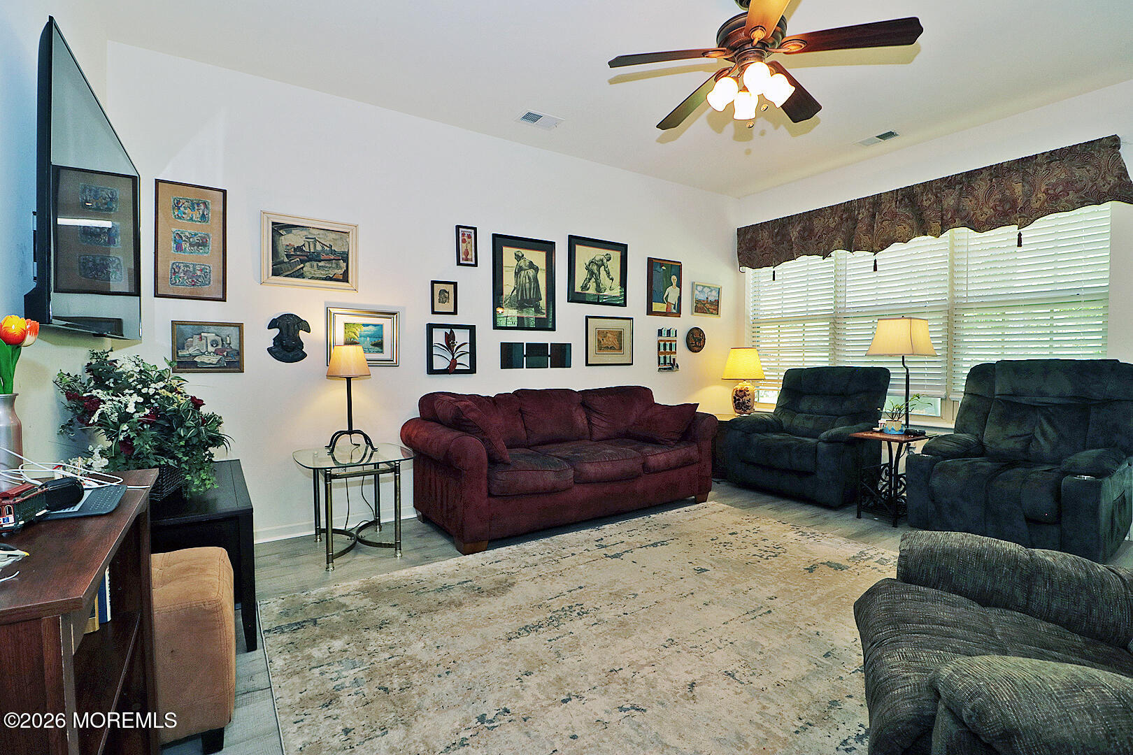 27 Vineyard Way Barnegat NJ 08005