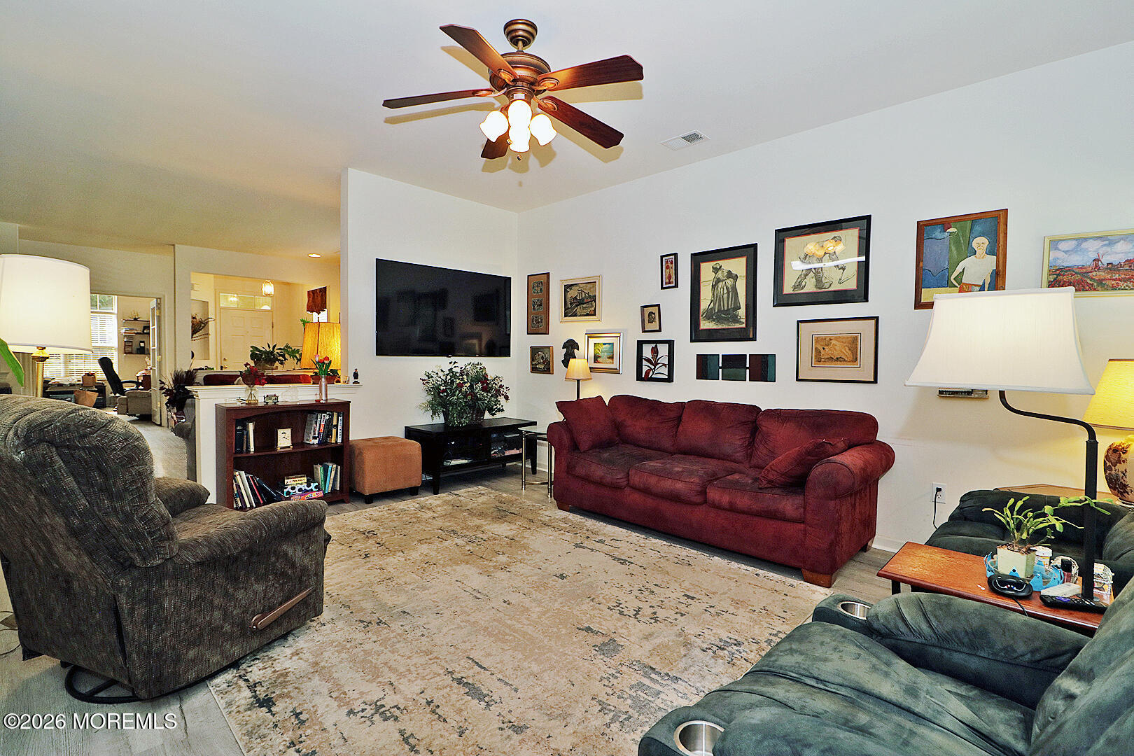 27 Vineyard Way Barnegat NJ 08005