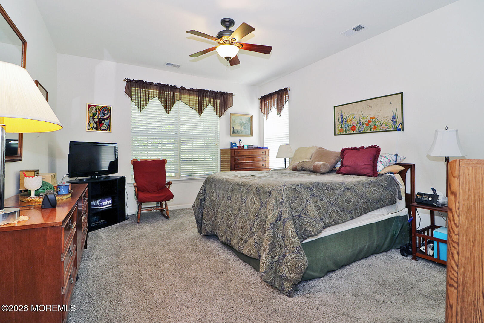 27 Vineyard Way Barnegat NJ 08005