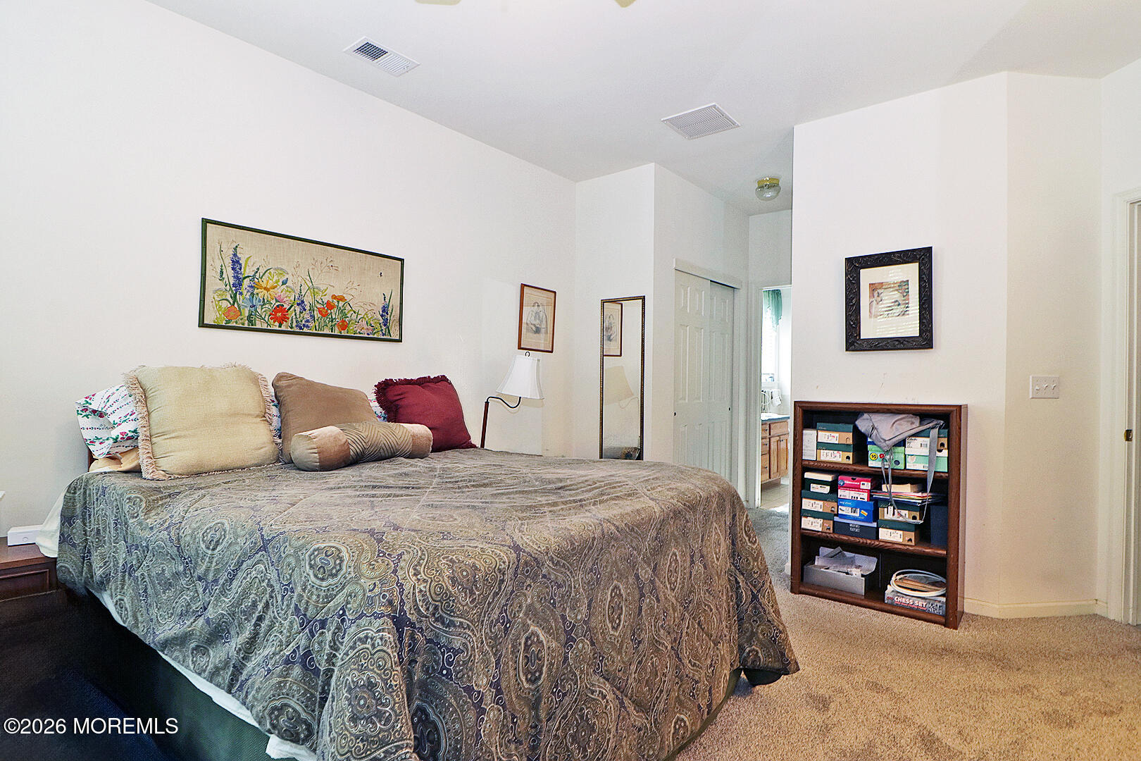 27 Vineyard Way Barnegat NJ 08005