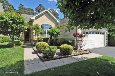 27 Vineyard Way Barnegat NJ 08005