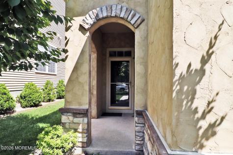 27 Vineyard Way Barnegat NJ 08005