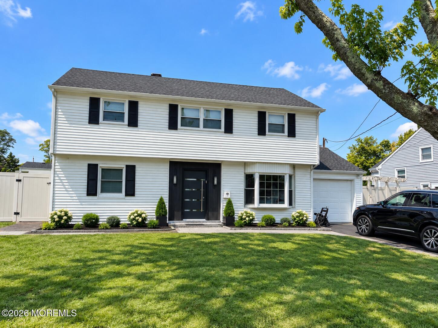 18 Branch Road Oakhurst NJ 07755