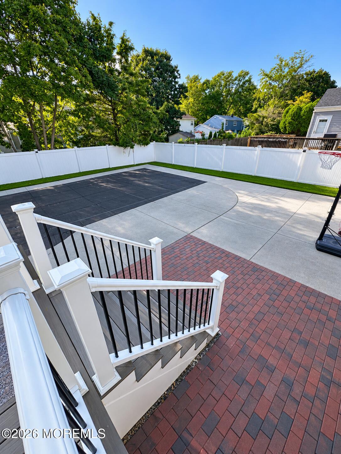 18 Branch Road Oakhurst NJ 07755