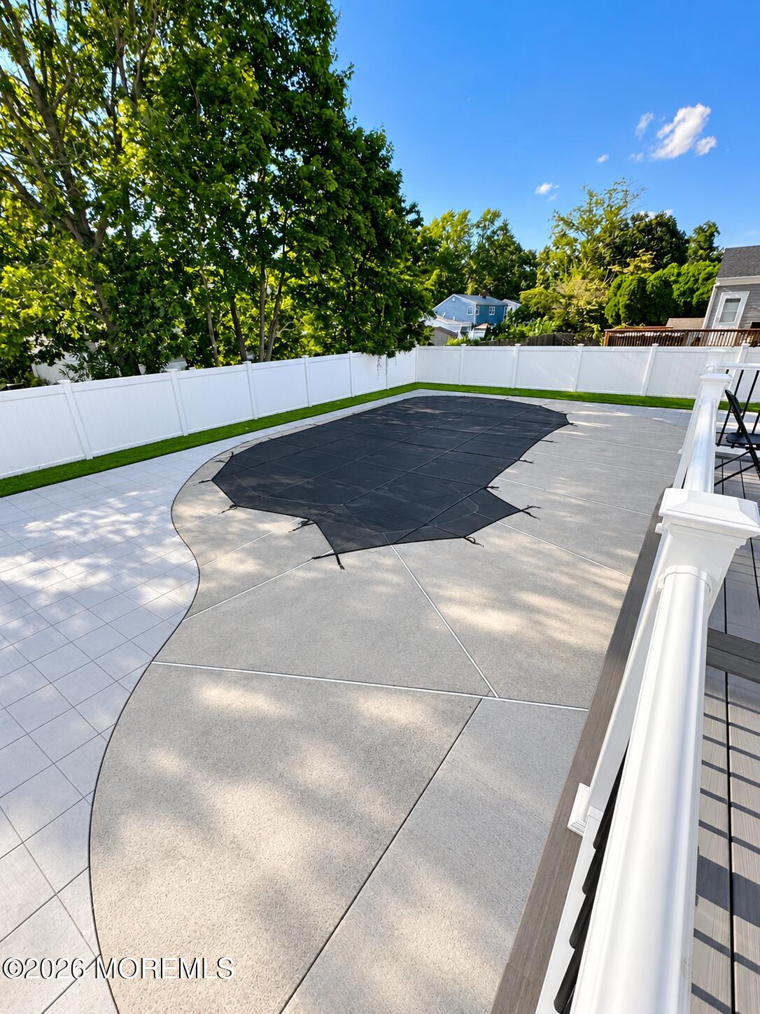 18 Branch Road Oakhurst NJ 07755