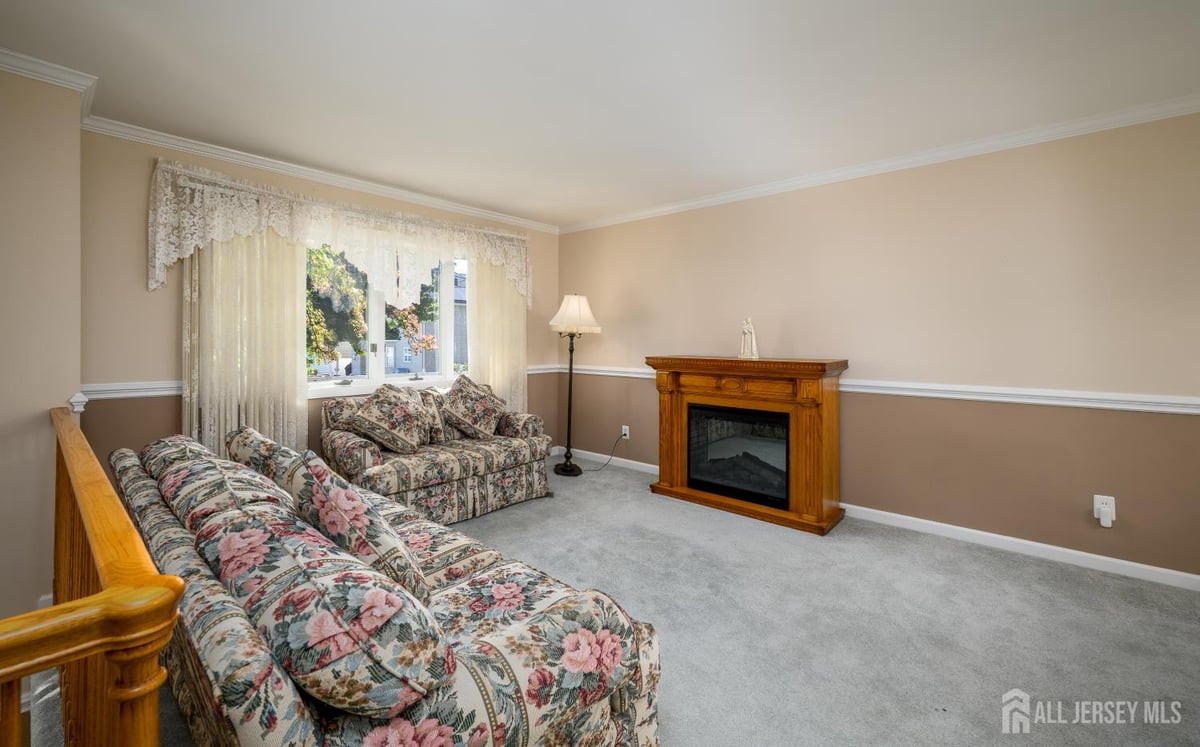 95 New Dover Avenue Colonia NJ 07067