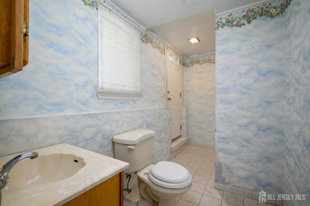 95 New Dover Avenue Colonia NJ 07067