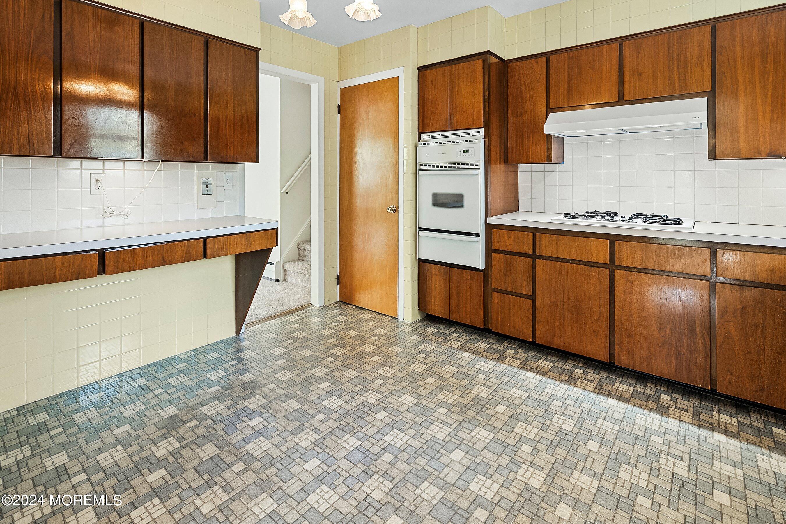 706 Hillside Avenue Pine Beach NJ 08741