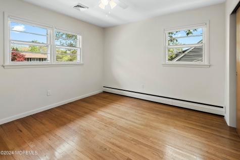 706 Hillside Avenue Pine Beach NJ 08741