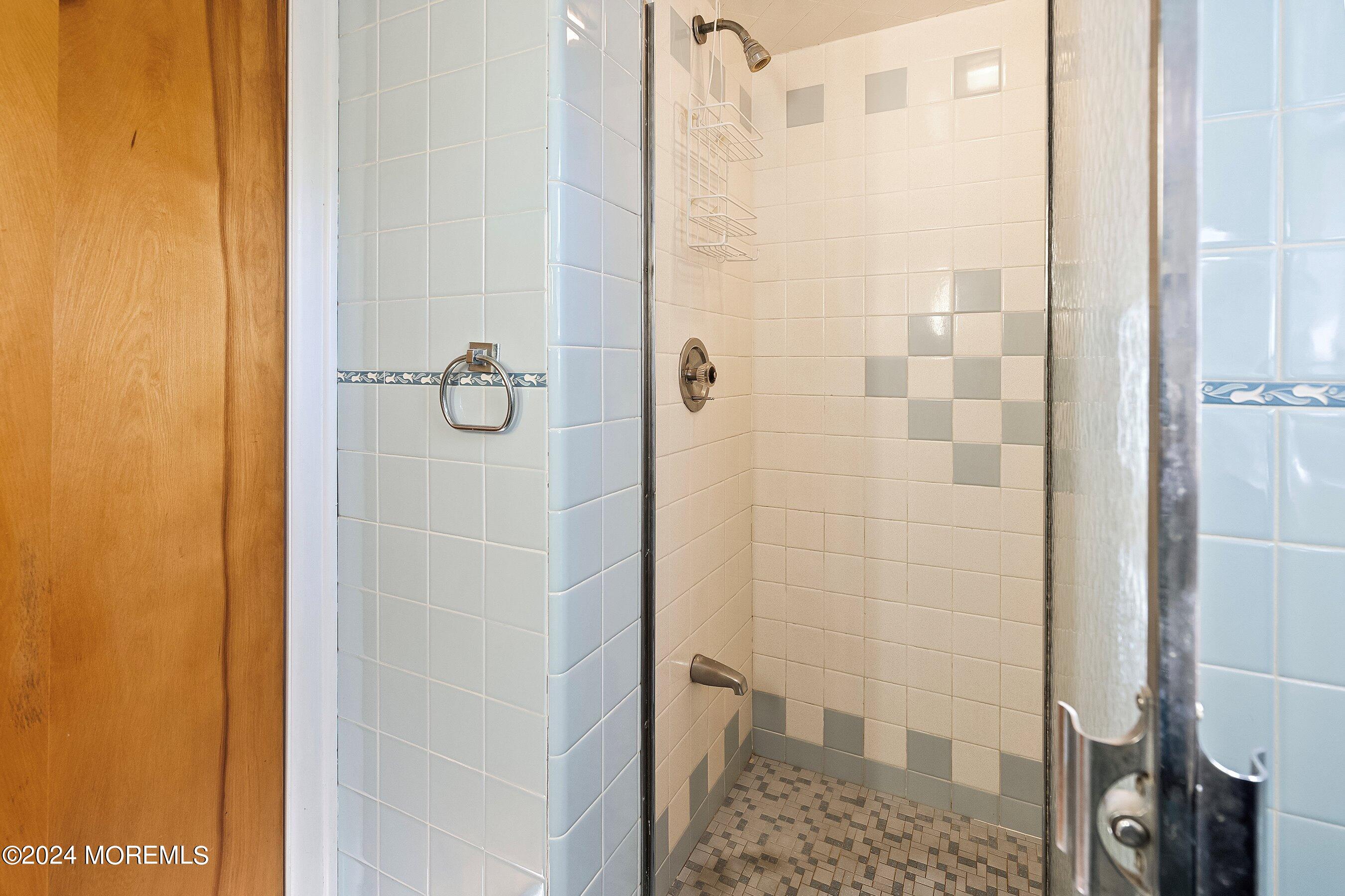 706 Hillside Avenue Pine Beach NJ 08741