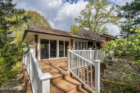 706 Hillside Avenue Pine Beach NJ 08741