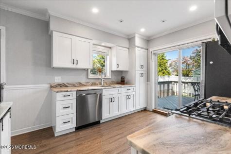 24 Ralph Street Highlands NJ 07732