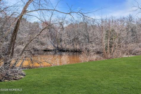 506 Quiet Way Toms River NJ 08755