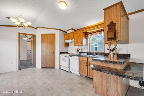 506 Quiet Way Toms River NJ 08755