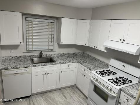 27 Norfolk Drive Toms River NJ 08757