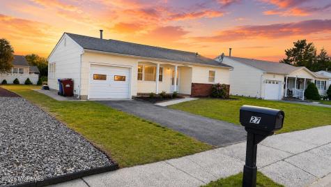 27 Norfolk Drive Toms River NJ 08757