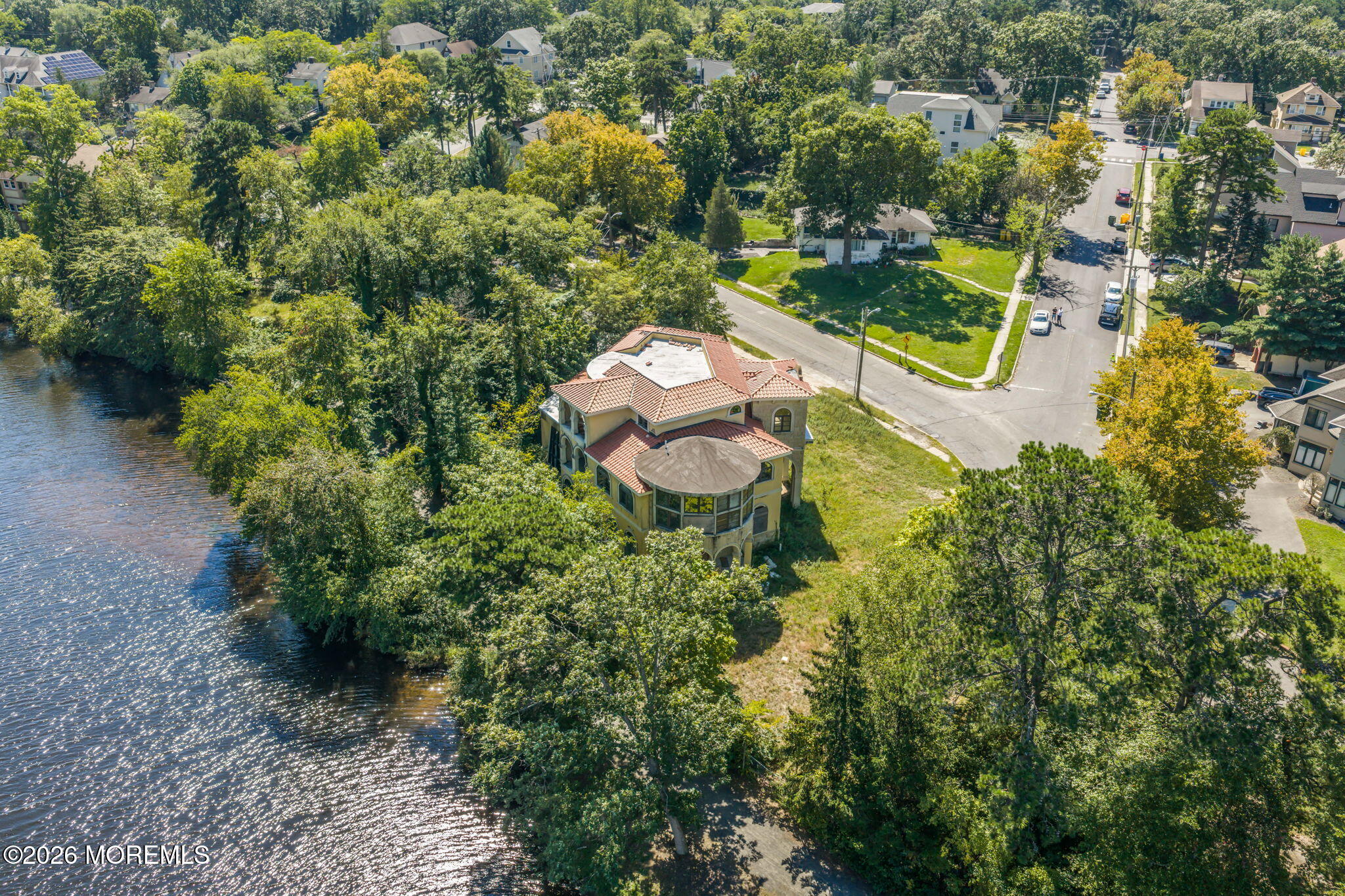 123 S Lake Drive Lakewood NJ 08701