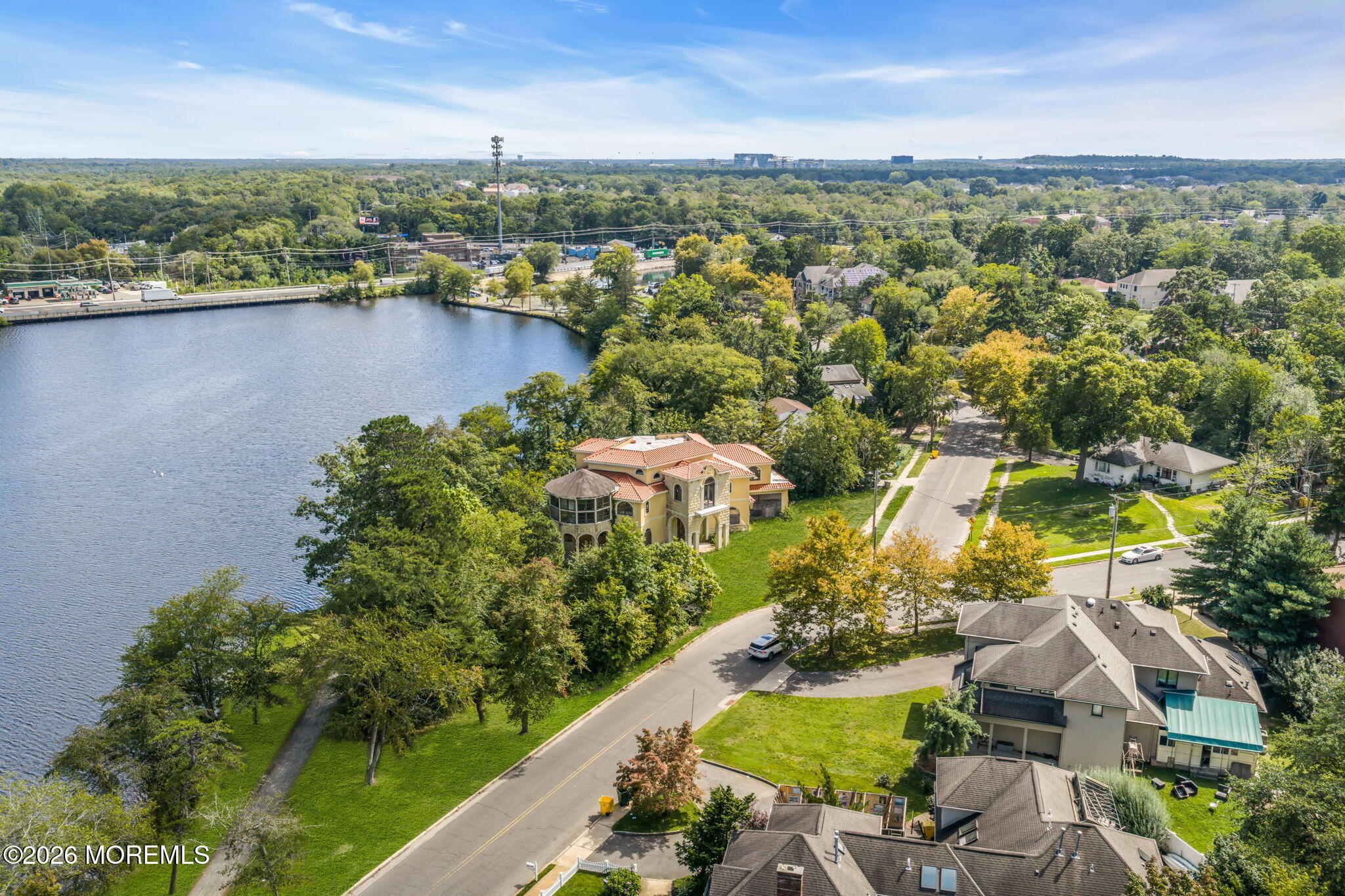 123 S Lake Drive Lakewood NJ 08701