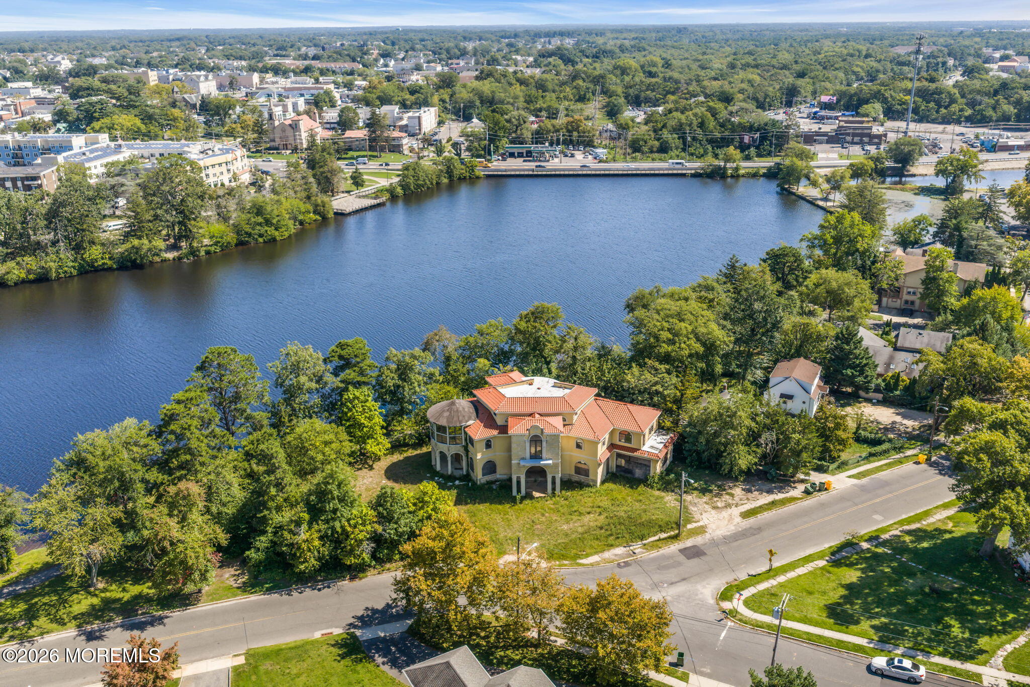 123 S Lake Drive Lakewood NJ 08701
