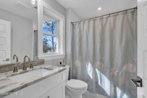 817 Naryshkin Way Toms River NJ 08753