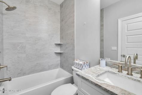 817 Naryshkin Way Toms River NJ 08753