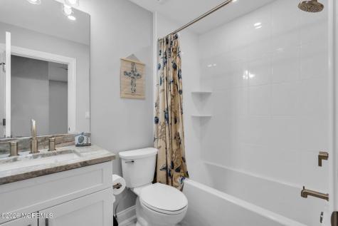 817 Naryshkin Way Toms River NJ 08753